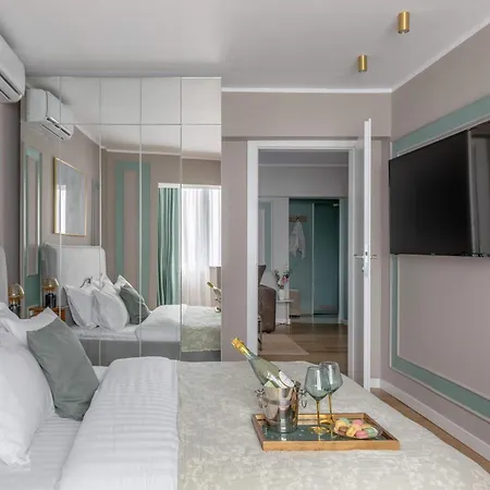 Sublime 1br On The Park Apartment