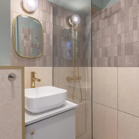 דירה Sublime 1br On The Park *